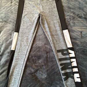 PINK Victoria's Secret Heather Gray and Black Logo Leggings